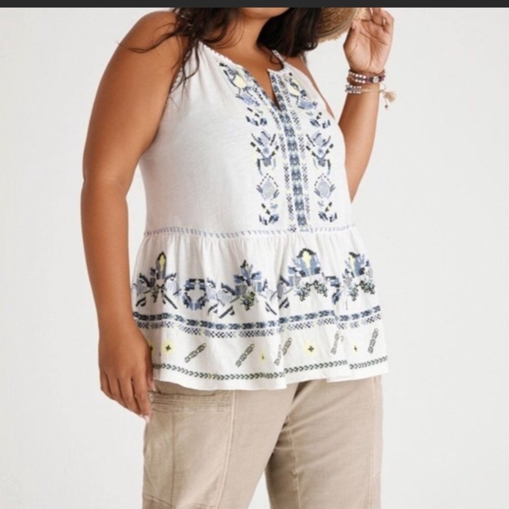 NWT Anthropologie XL Neela Embroidered tank top XL.